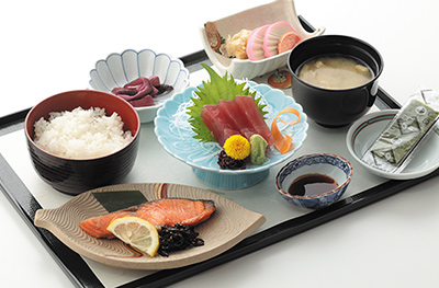 朝食