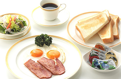 朝食