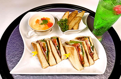 ランチ